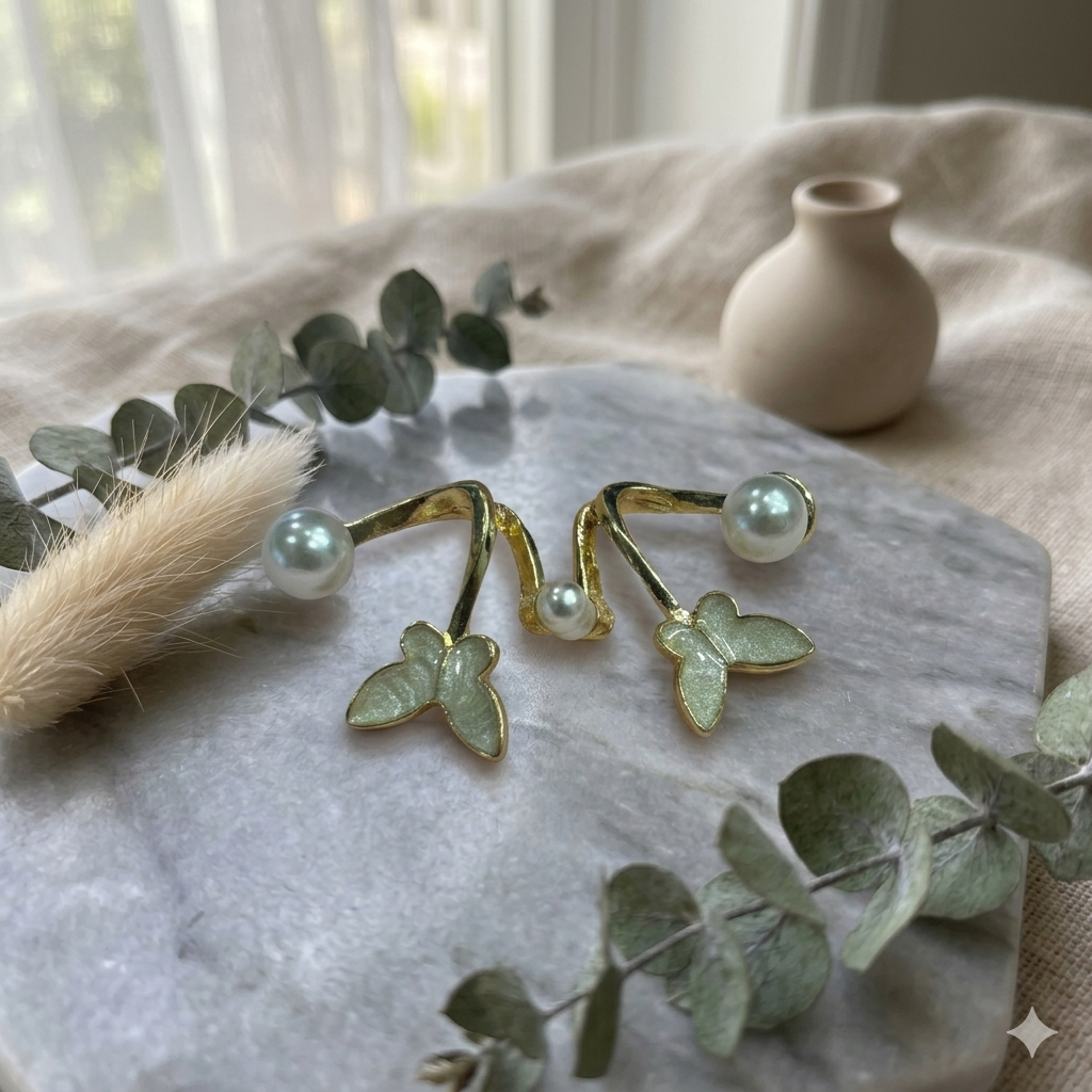 Gold Tone Butterfly Earring